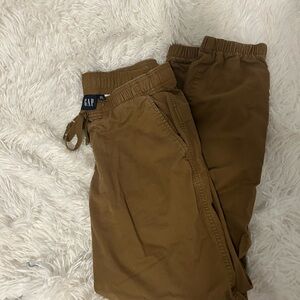 GAP Size XS Tan Jogger Pants